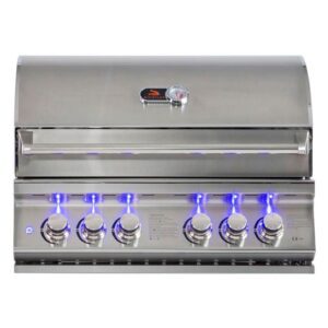 BBQ unit with the lid closed, showing centralised Whistler logo and thermometer.